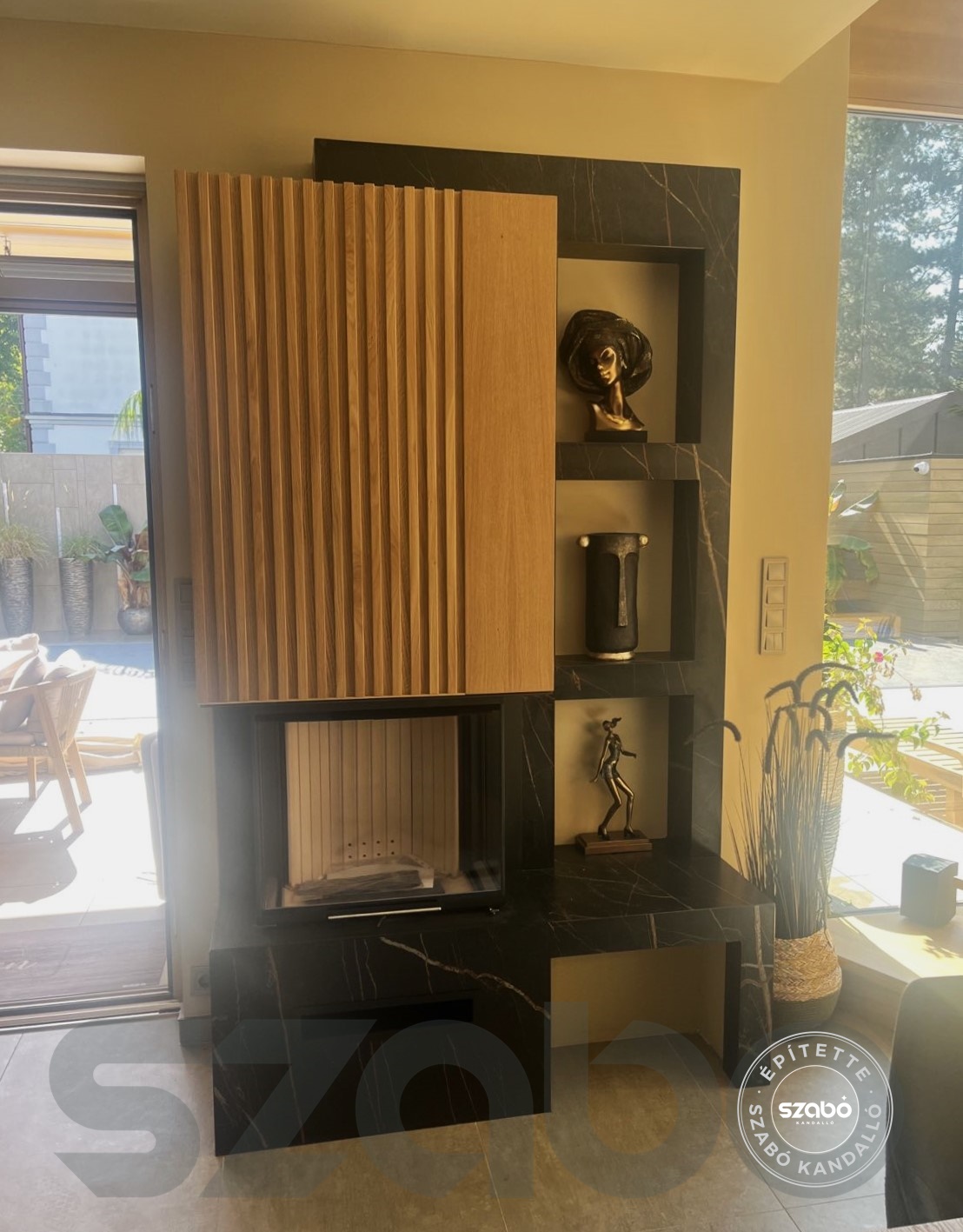 159. Panoráma kandalló, Brunner 3 oldalon üveges tűztérrel, Szabó Kandalló