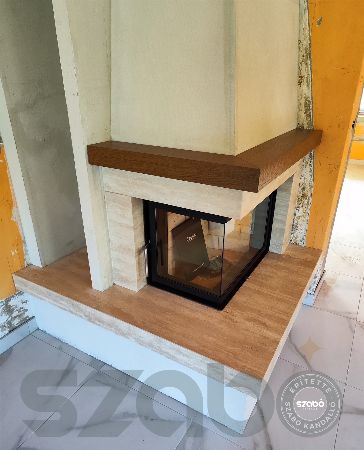 160.c Modern sarokkandalló, Kobok 2 oldalon üveges tűztérrel, Szabó Kandalló