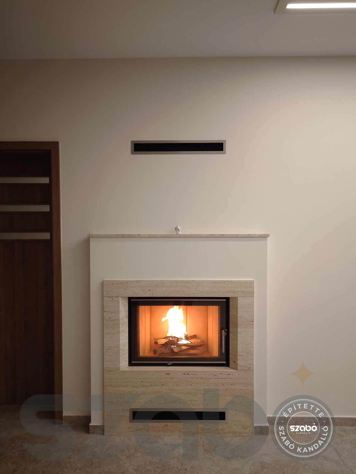 161. Minimál kandalló, Kobok síküveges tűztérrel, első begyújtás, Szabó Kandalló