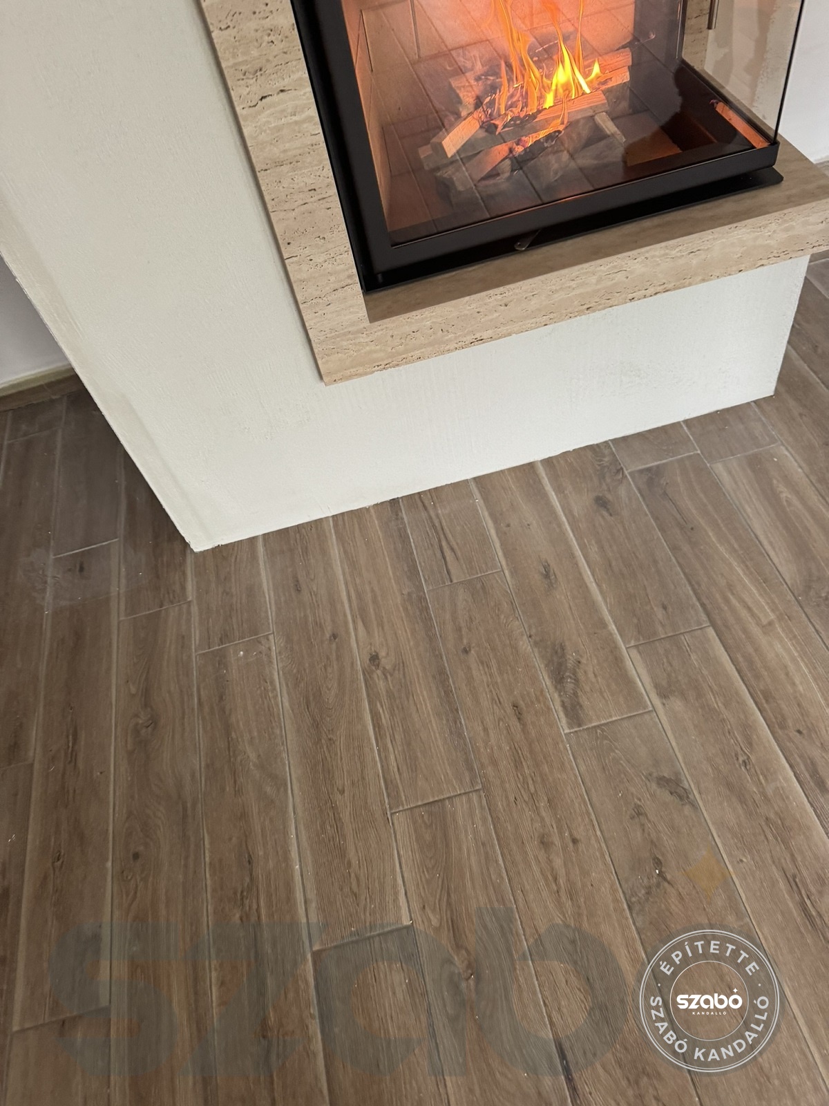 181.a Minimál kandalló, Kobok Kazeta 2 oldalon üveges tűztérrel, első begyújtás, Szabó Kandalló