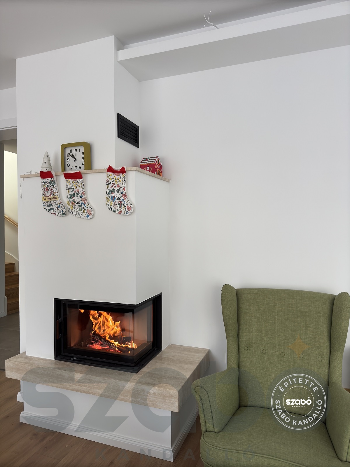 211. Modern kandalló Austroflamm 2 oldalon üveges tűztérrel, első begyújtás, Szabó Kandalló