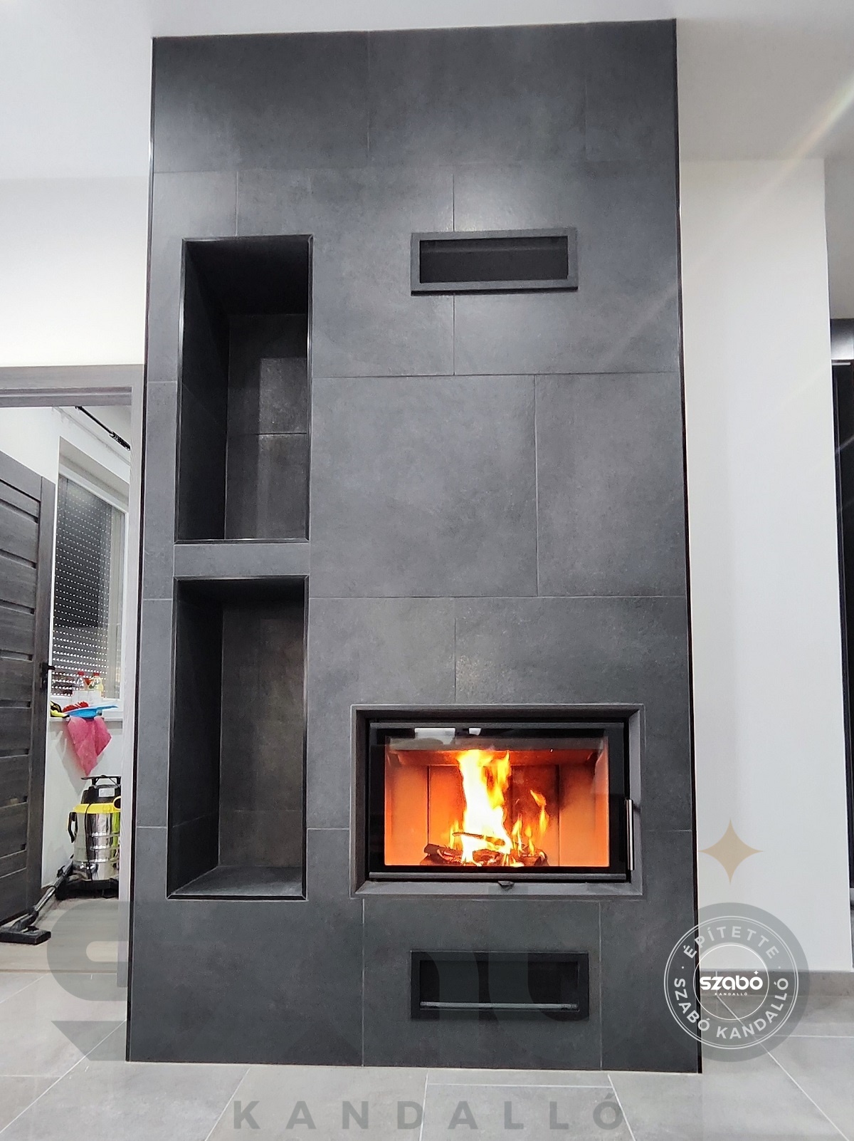 213. Modern kandalló Romotop Heat síküveges tűztérrel, első begyújtás, Szabó Kandalló