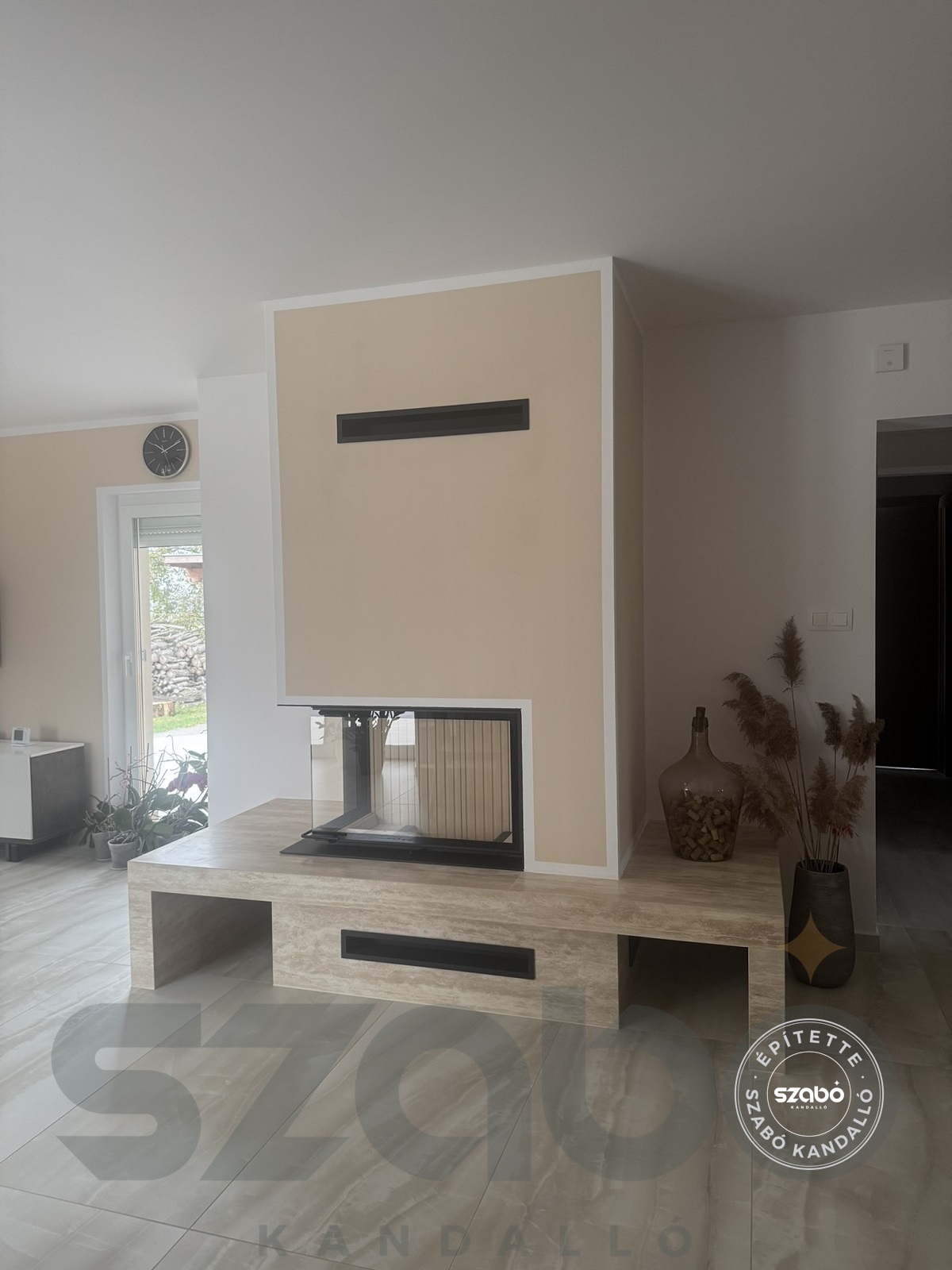 220.a Modern kandalló Brunner 5. generációs 2 oldalon üveges tűztérrel, Szabó Kandalló